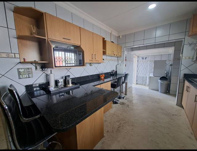 4 BEDROOM HOUSE FOR SALE IN VANDERBIJLPARK SE 1